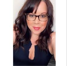 Shortly before taking down her profile, she deleted her surname from her  account.