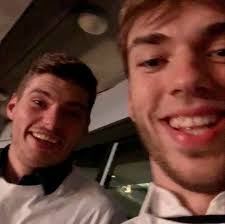 Si yo fuera ella [Charles Leclerc]