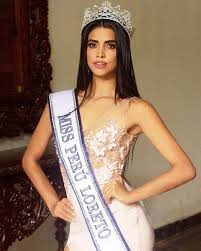 Denne nationale skønhedskonkurrence afholdes i det historiske centrum er municipal theater i lima, peru. Lucia Arellano Miss Intercontinental Peru 2018