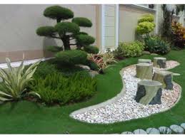 Pierres Et Cailloux 30 Nouvelles Idees Pour Votre Jardin Jardin Minimaliste Jardin Moderne Petit Jardin Japonais