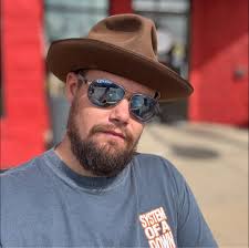 Rebel with a cause… 😼 About the Artist: Sentient Cigarette, also known as  Mr. Cigarette, is an American artist whose work blends feline symbolism,  punk iconography, and dry wit with emotional tension.