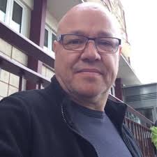 Simon Abrahams (@simon_abrahams)