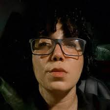 🏳️‍🌈 Algoritmo me conecte com mulheres lésbicas lindas, gatas, gostosas,  loucas, inteligentes, feministas, parceiras, que gostem de rock, que  preferem casinha a balada, que amem bichinhos, que não reclamem do meu  cigarro,