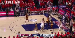 See more of deandre ayton on facebook. Deandre Ayton Is College Basketball S Physical Freak Who Will Remind You Of 90s Greats Sbnation Com
