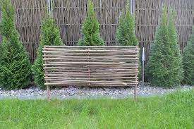 Deborah silver is an accomplished and experienced landscape and garden designer whose firm first opened its doors in 1986. Hazel Wood Border Fence 20cm Height Prestige Wicker