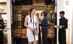 She was born on 7 september 1983 in wardha. Jwala Gutta Off The Court In 2013