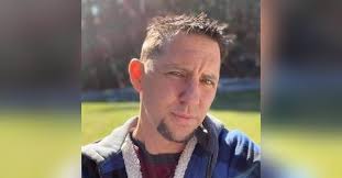 Derek Travis Mayhew Obituary