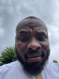 He wrote: My wife has given me two weeks to take my mother back to the  village or else, she will pack and go to her parent home! 🏠 What is your