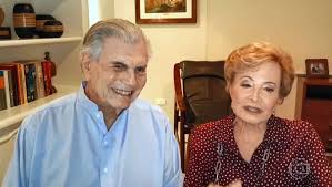 A coluna soube que o marido de glória menezes está intubado na unidade de terapia intensiva do hospital e vai precisar fazer hemodiálise. Zscwcswxvs7a1m