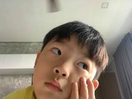 Am I a tiktoker now? Who needs filter when you got double chin. 😏