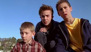 Set in the fictional town of star city , california, malcolm in the middle is about a boy named malcolm and his dysfunctional family. Malcolm In The Middle Smunday Tv Episode 2000 Imdb