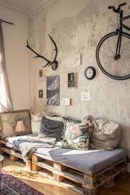 Das Palettensofa Das Diy Sofa Super Gemutlich Und Super Individuell Ausserdem Werden Eine Menge Kosten Gespart Diy Sofa Diy Furniture Nightstand Pallet Sofa