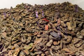 En noir et blanc ou en couleur. Sauver Auschwitz De L Oubli Un Enjeu De Patrimoine Mondial Les Informes De Simone Weil