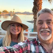 Wheels and Warbles: RV Life with a Texan Songbird and a Cockney