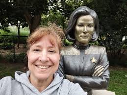 Kearsarge tower crowd this time of year?