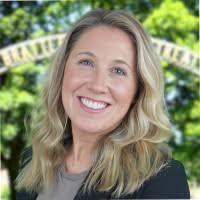 Nicole Wissmann's Instagram, Twitter & Facebook