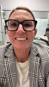 While Doug is home recovering, this female realtor is still