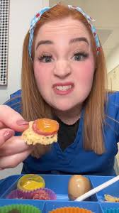 Thank you @Mountain Hippie 🔥🔥🔥🔥🔥🔥 perfect spicy/sweet combo!  #nurselunch #nursebreak #busynurse #snackbox