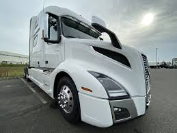 Volvo Vnl860 Sleeper In 2020 Volvo Trucks Volvo Truck Transport