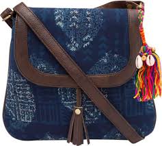 Sling bags for women offered on alibaba.com are made from the finest quality leather or fabrics, to assure a premium look and feel. Vivinkaa Blue Sling Bag Blue Price In India Flipkart Com