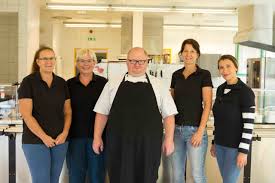 Heute fand der festakt zur umbenennung statt. Personen Walter Lubcke Schule Wolfhagen