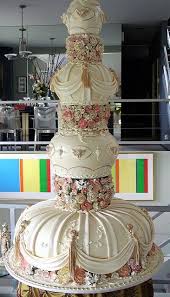 Big Age Of Reason Hochzeitstorte Torte Hochzeit Hochzeitstorte Extravagante Hochzeitstorten