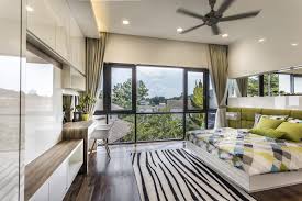 1 bilik tidur utama dan 2 bilik adalah bilik anak perempuan dan bilik anak lelaki. 8 Idea Menarik Untuk Jadikan Bilik Tidur Anda Seperti Bilik Hotel Mewah Cahaya Hayati