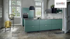 Personnalisez Votre Projet De Cuisine Selon Vos Envies Et Vos Besoins Chez Schmidt Marche En Fam Cuisine Verte Interieur Moderne De Cuisine Amenagement Cuisine