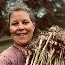 Connie Kenny's Instagram, Twitter & Facebook