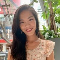 Lee Ng's Instagram, Twitter & Facebook