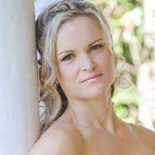 Amanda Kuiper's Instagram, Twitter & Facebook