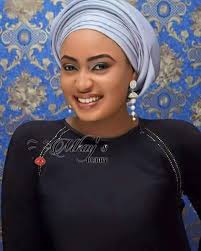 Zance muke kan yadda za a ji dadin cin duri. Hotuna Da Cikakken Tarihin Fati Washa Abubuwan Da Yakamata Kusani Dangane Da Rayuwar Fati Washa Muryar Hausa24 Online Media