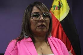 Hermosa Sesión Especial conmemorando el Día Mundial del Ambiente, pulmón de  la vida, agradecida con las palabras de nuestra Oradora de Orden Ing. Nora  Delgado Lugo quien recibió de parte de nuestros