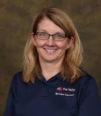 Lori Nagel's Instagram, Twitter & Facebook