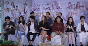 Iqbaal dhiafakhri ramadhan, teuku rizky muhammad, alvaro maldini siregar. Launching Novel Ada Cinta Di Sma 7 Agustus 2016 Di Gramedia Matraman Gagasmedia