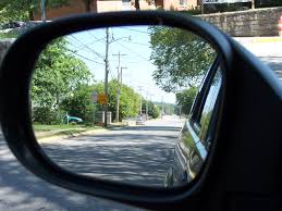 Instructions to adjust your car mirrors. Tailgate Topic 16 Adjust Your Mirrors Thinking Driver Tailgate Topics Tips