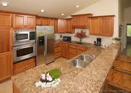 Traditional Medium Wood Golden Kitchen Cabinets 53 Kitchen Design Ideas Org Modern Kitchen Classy Kitchen Kitchen Renovation