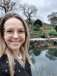 Abby Ochs's Instagram, Twitter & Facebook