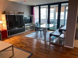 Sie betreten die wohnung über einen kleinen flur, von dem aus wohnzimmer und bad zugänglich sind. 3 Zimmer Wohnung Hadern Mieten Homebooster