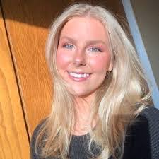 Bonnie Caouette's Instagram, Twitter & Facebook