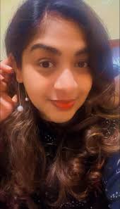 Who can provide bond cleaning services for a 4-bedroom house near Mermaid  Waters?