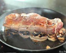 Le Roti De Magret Idee Simple Et Chic Pour Les Repas De Fetes Recettes De Cuisine Cuisine Et Boissons Repas De Fete