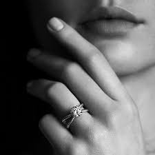 Dy Crossover Engagement Ring In Platinum Crossover Engagement Ring Engagement Rings Engagement