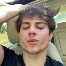 Ryan Clements's Instagram, Twitter & Facebook