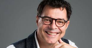 Very sad to learn that Peter Baartmans has passed away at the far too young  age of 64. Peter was a virtuoso pianist, organist and keyboard player. It's  only a few months