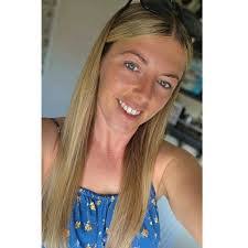 Aimee Pitman's Instagram, Twitter & Facebook