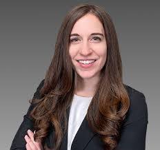 Amy Weiss's Instagram, Twitter & Facebook