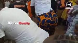 Yadda wasu yan mata suke nuna sha war cin gindi a makaranta. Kalli Yadda Sojoji Suke Rawar Iskanci A Gurin Wasan Da Suka Saba Duk Shekara Youtube