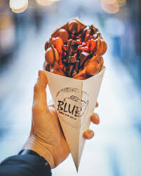 Waffle Time Blubstuttgart Wer Von Euch Hat Schon Einmal Eine Solche Bubble Waffel Gegessen Essen Waffeln Bubble