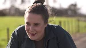 Meet the spray tan entrepreneur with a trail of complaints from customers